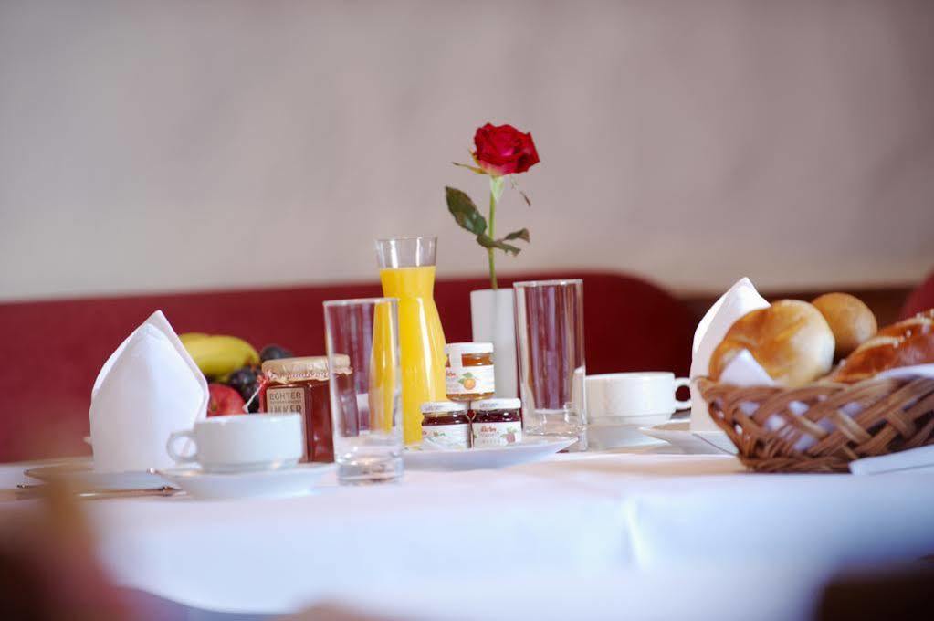 Hotel Kanisfluh Меллау Екстер'єр фото