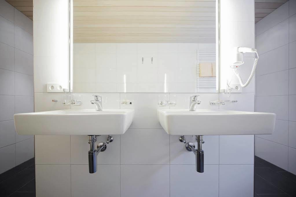 Hotel Kanisfluh Меллау Екстер'єр фото