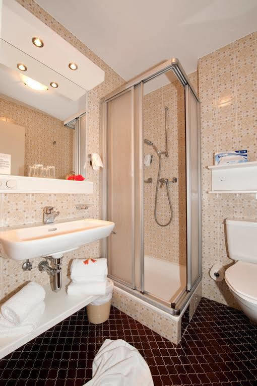 Hotel Kanisfluh Меллау Екстер'єр фото